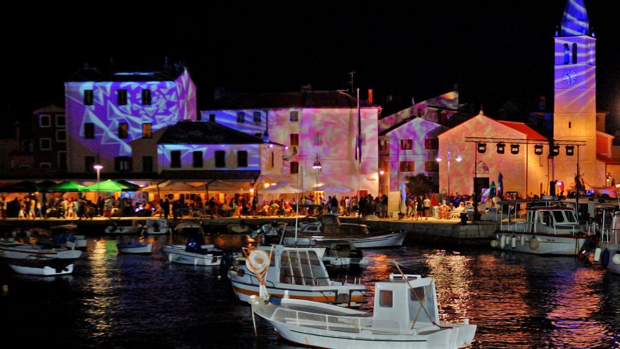 Pleasing Place Fažana エクステリア 写真